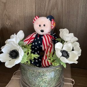 Vintage patriotic beanie bear